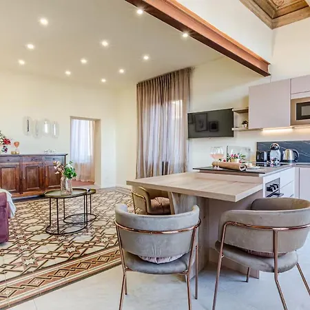 Rose - In Centro Storico Con Balcone Con Vista Lejlighed Siena