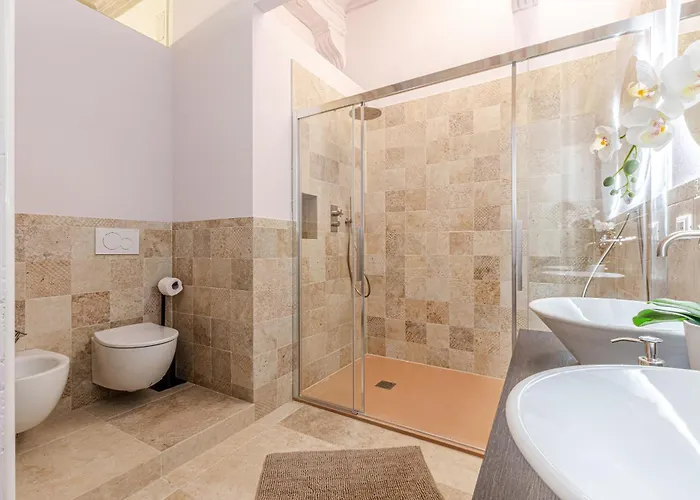 Rose - In Centro Storico Con Balcone Con Vista 公寓