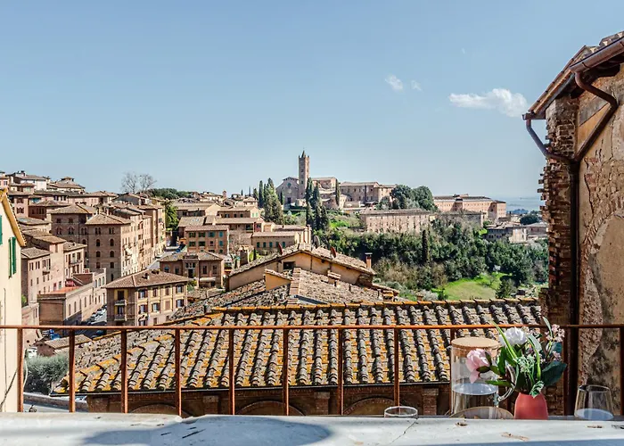 Rose - In Centro Storico Con Balcone Con Vista 公寓