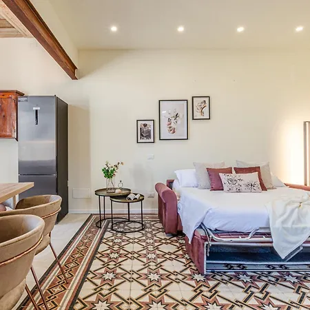 Apartment Rose - In Centro Storico Con Balcone Con Vista *