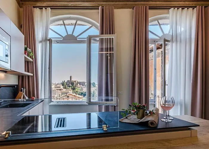 Apartment Rose - In Centro Storico Con Balcone Con Vista *